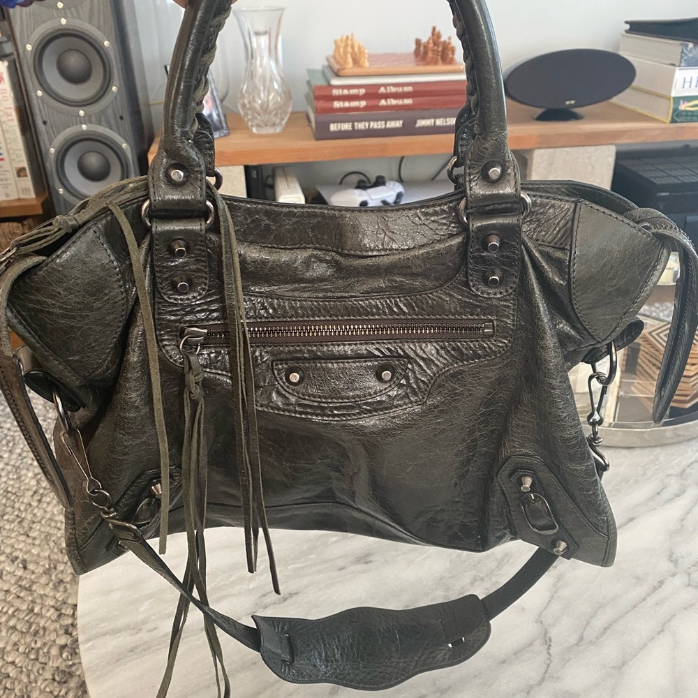 Balenciaga city bag in good condition